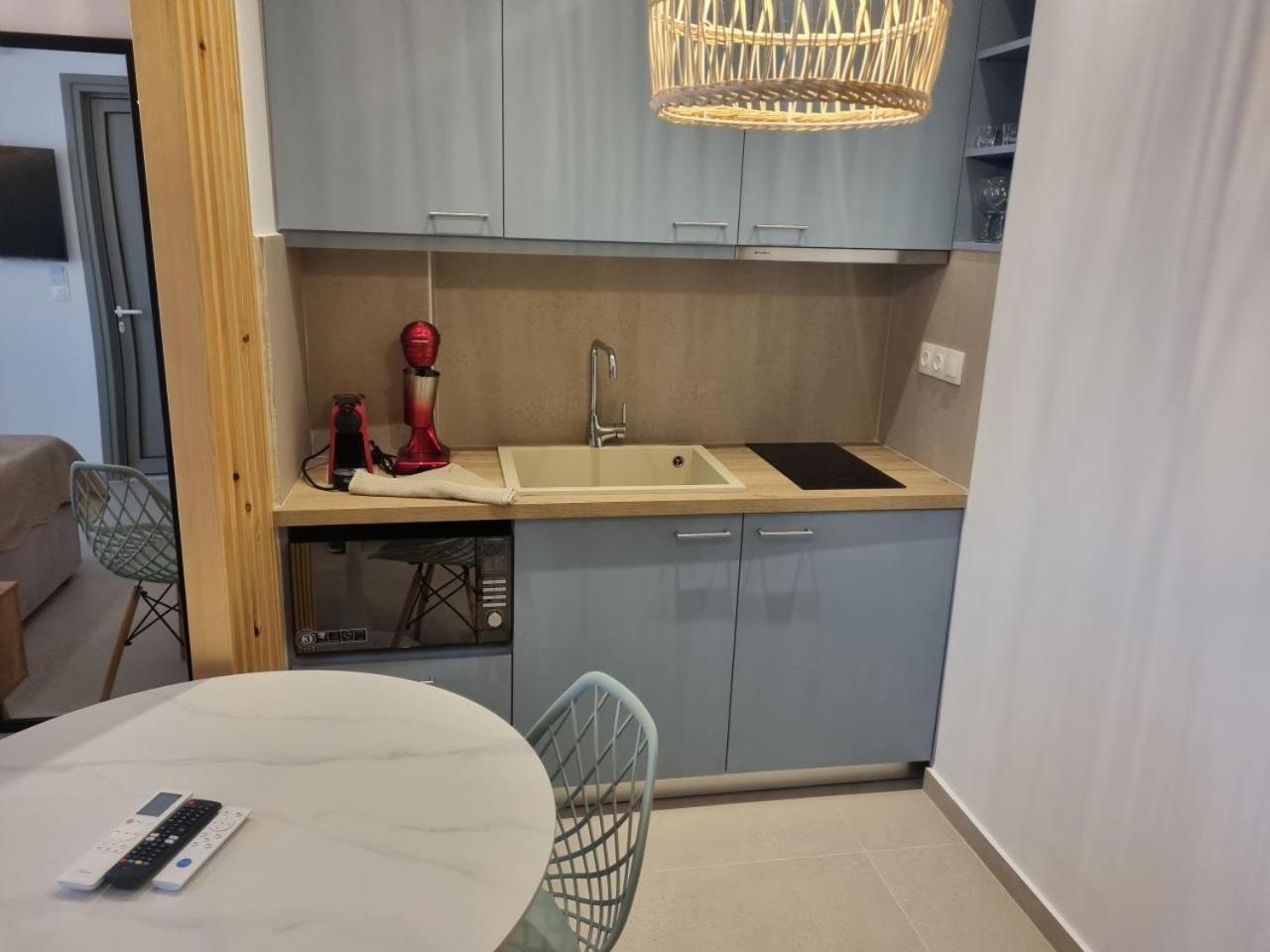 Achilli Apartments Скирос Экстерьер фото